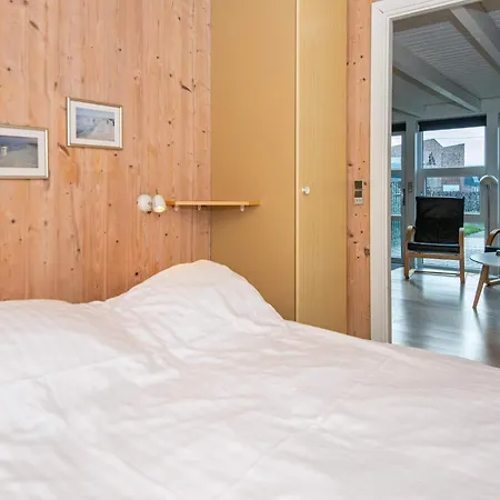 6 Person Holiday Home On A Holiday Park In Hemmet 度假居 *